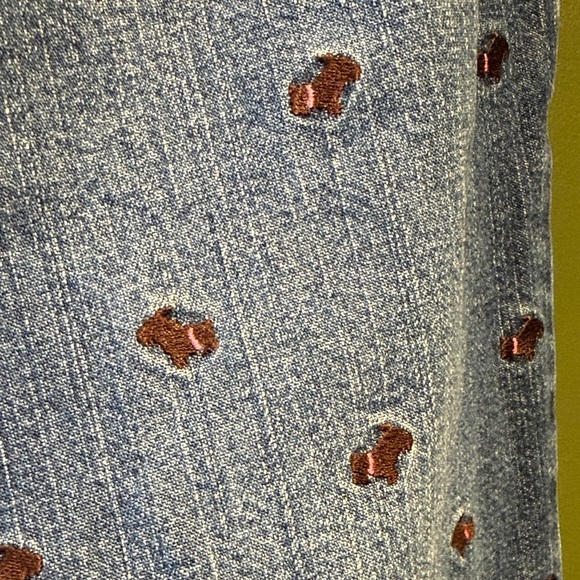 Lilly Pulitzer Dog Embroidered Blue Jeans - Picture 3 of 4